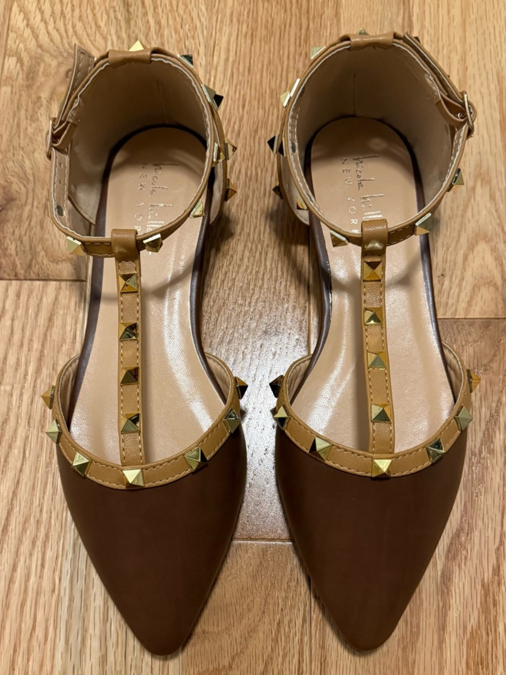 NWTA “Valentino “look alike” by Nicole Miller 
Size 7 & 1/2